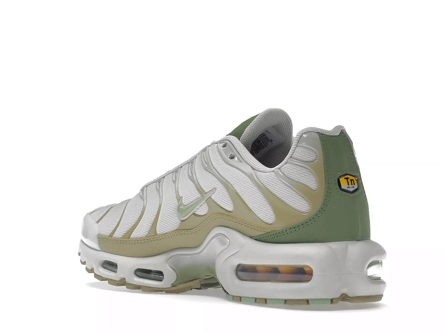 Фото № 5 с приближением к товару «‎Nike Air Max Plus Light Bone Honeydew Alligator »