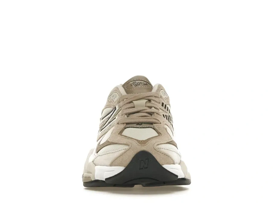 Фото № 2 с приближением к товару «‎New Balance 9060»