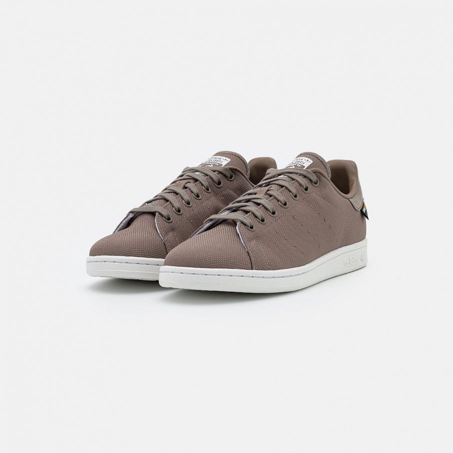 Фото № 5 с приближением к товару «‎Adidas Stan Smith »
