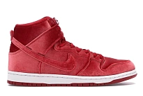 Фото № 1 с приближением к товару «‎Nike SB Dunk High Red Velvet»