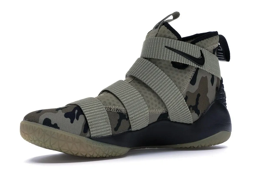 Фото № 2 с приближением к товару «‎Nike LeBron Zoom Soldier 11 Camo»