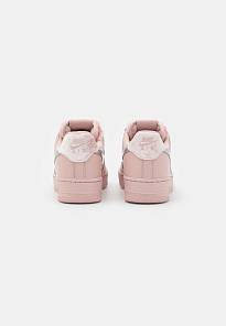 Фото № 3 с приближением к товару «‎Nike Air Force 1 »
