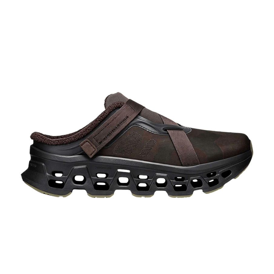 Фото № 1 с приближением к товару «‎FKA Twigs x Women's Cloudmonster 3 Mule Cacao Espresso»