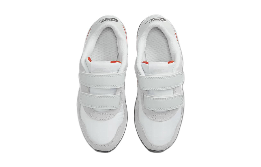 Фото № 4 с приближением к товару «‎BP Nike MD Valiant Running shoes»