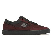 Фото № 1 с приближением к товару «‎New Balance Numeric 417 Low»