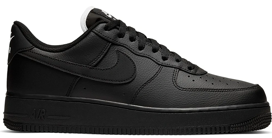 Фото № 1 с приближением к товару «‎Nike Air Force 1 Low Triple Black (White Tongue)»