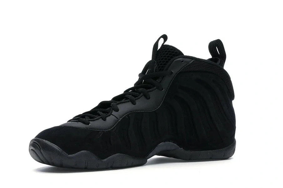 Фото № 3 с приближением к товару «‎Nike Air Foamposite One Black Suede »