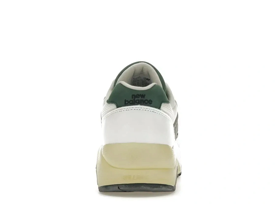 Фото № 4 с приближением к товару «‎New Balance 580»