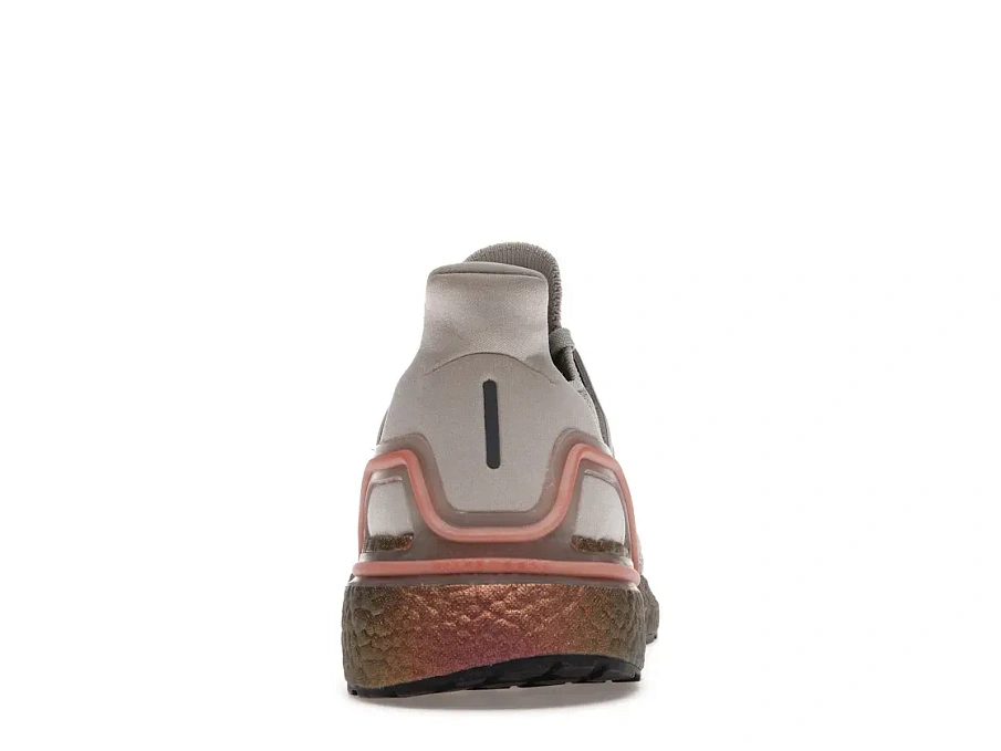 Фото № 4 с приближением к товару «‎adidas Ultraboost 20 Metal Grey»