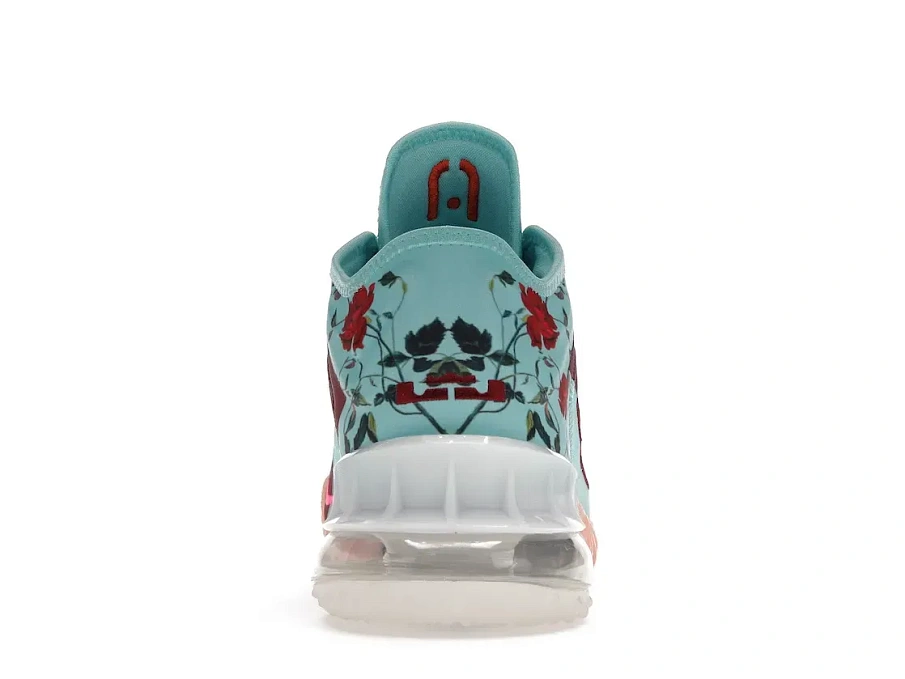 Фото № 4 с приближением к товару «‎Nike LeBron 18 Low Mimi Plange Daughters Floral»