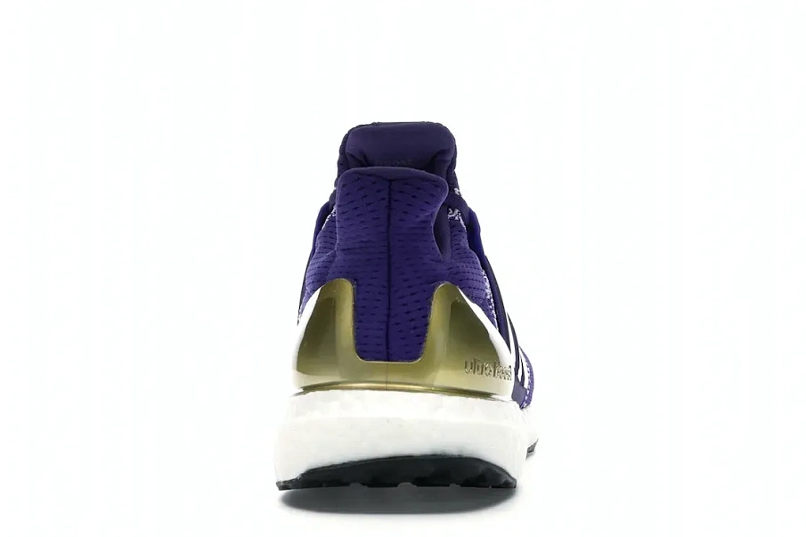 Фото № 4 с приближением к товару «‎adidas Ultra Boost Washington Huskies»