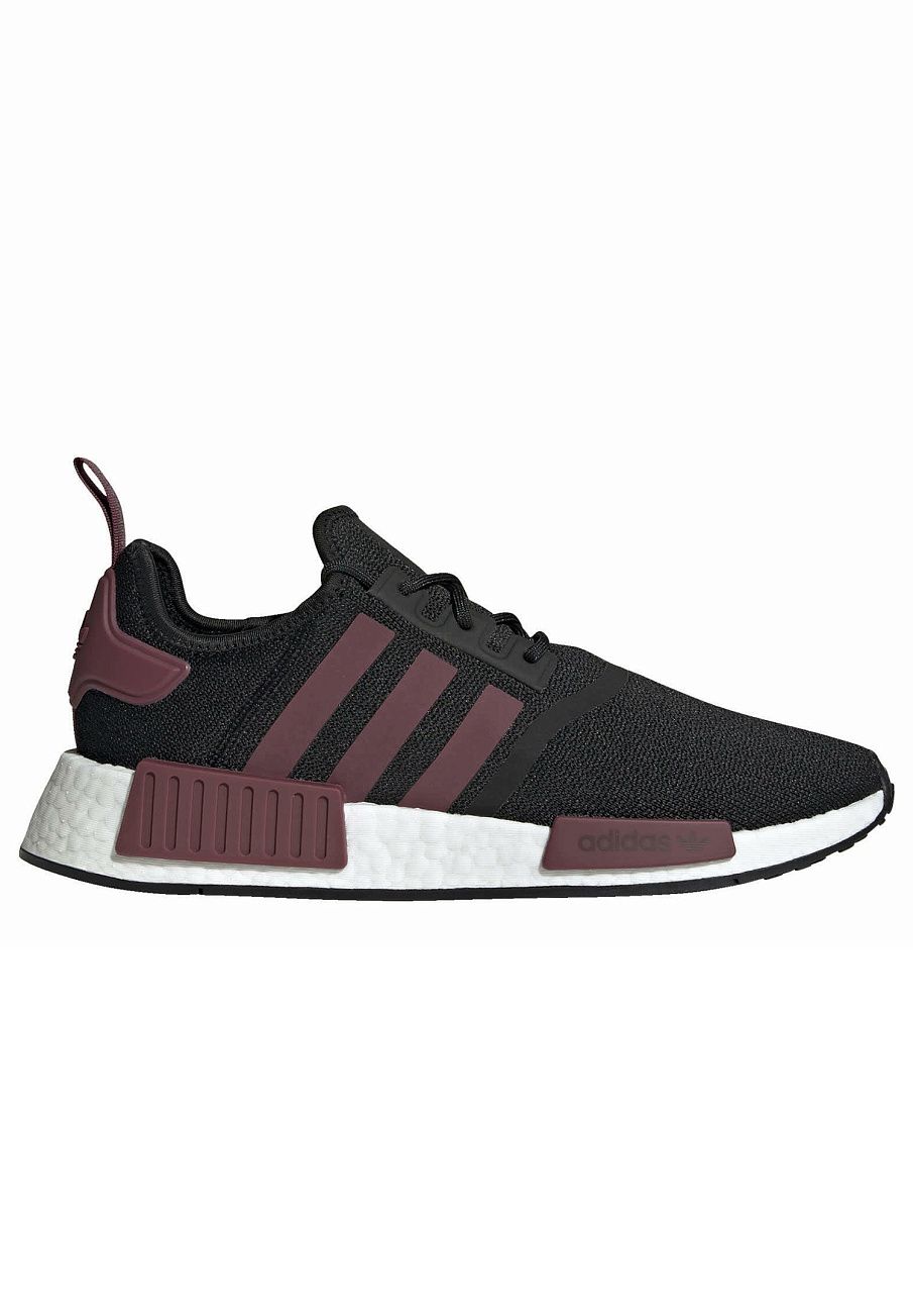 Фото № 4 с приближением к товару «‎Adidas Nmd_r1 »