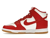 Фото № 3 с приближением к товару «‎Nike Dunk High»