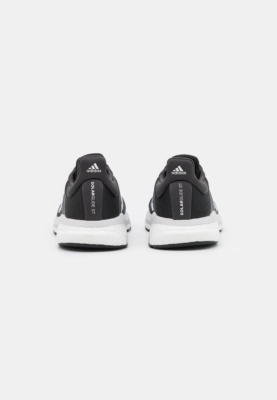 Фото № 3 с приближением к товару «‎Adidas Solarglide 4 St»