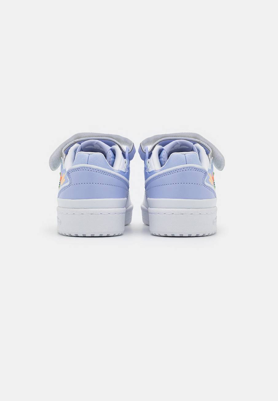 Фото № 4 с приближением к товару «‎Adidas Forum Plus »