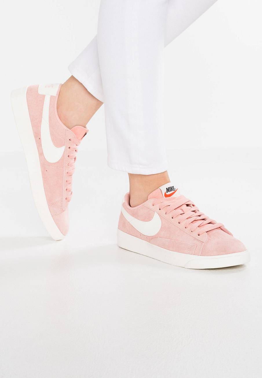Фото № 1 с приближением к товару «‎Nike Blazer SD »