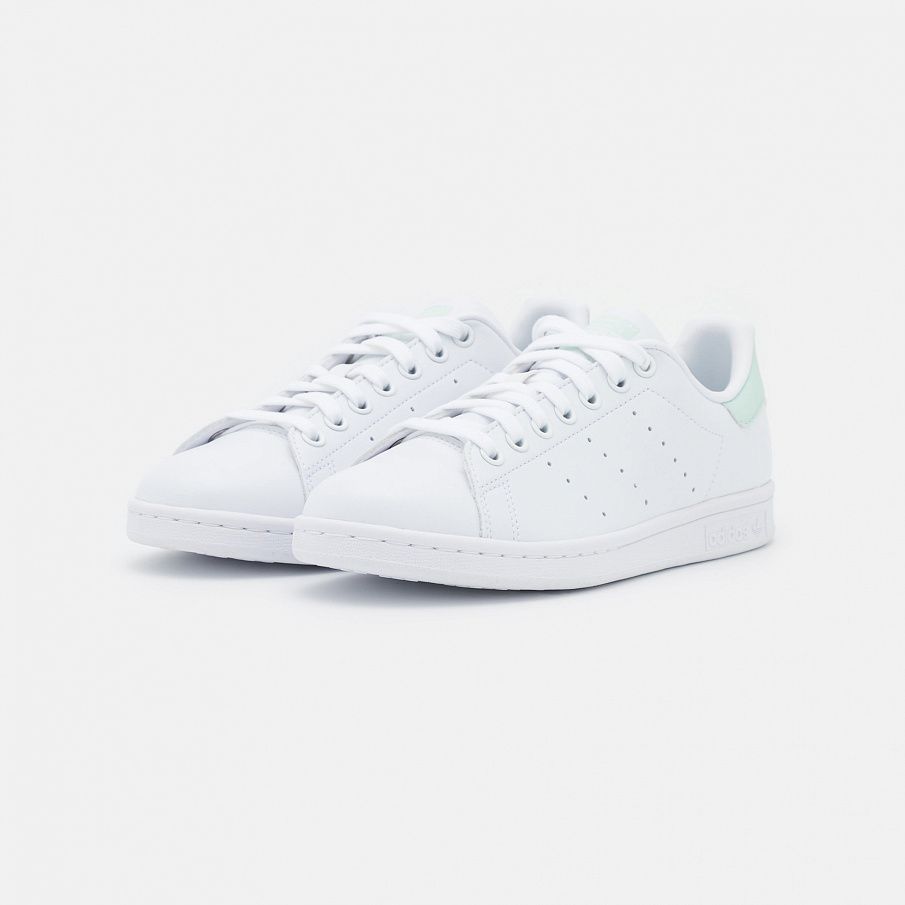 Фото № 3 с приближением к товару «‎Adidas Stan Smith »