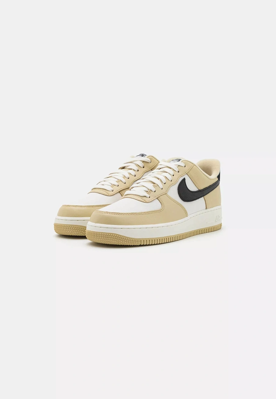 Фото № 2 с приближением к товару «‎AIR FORCE 1 07 UNISEX»