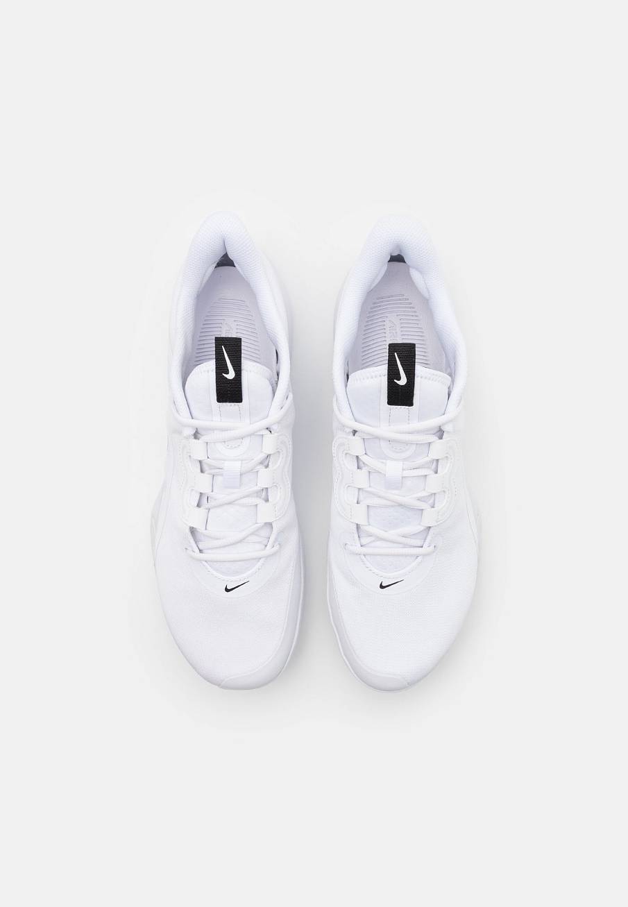 Фото № 4 с приближением к товару «‎Nike Air Max Volley»