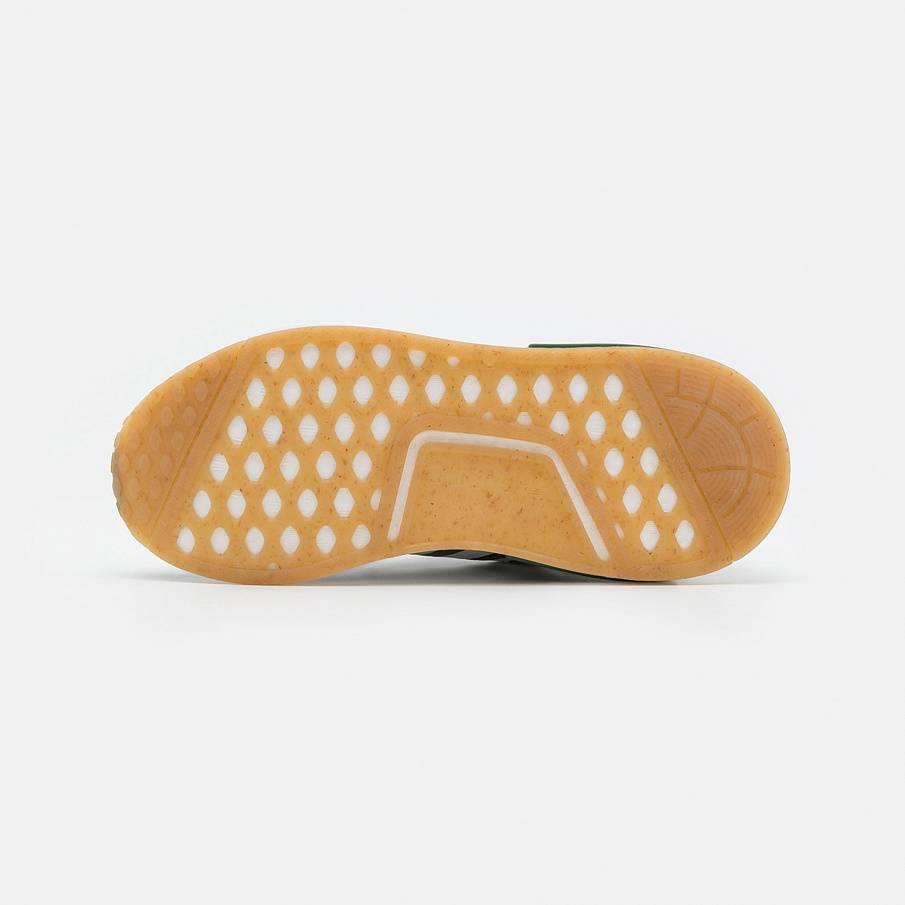 Фото № 5 с приближением к товару «‎Adidas Nmd_r1 »
