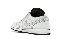 Фото № 5 с приближением к товару «‎Jordan 1 Retro Phat Low Jeter Canvas»