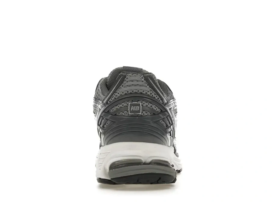 Фото № 4 с приближением к товару «‎New Balance 1906R»