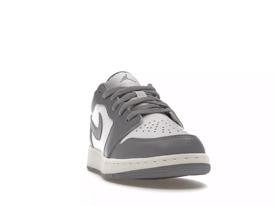Фото № 4 с приближением к товару «‎Air Jordan 1 Low Vintage Grey »