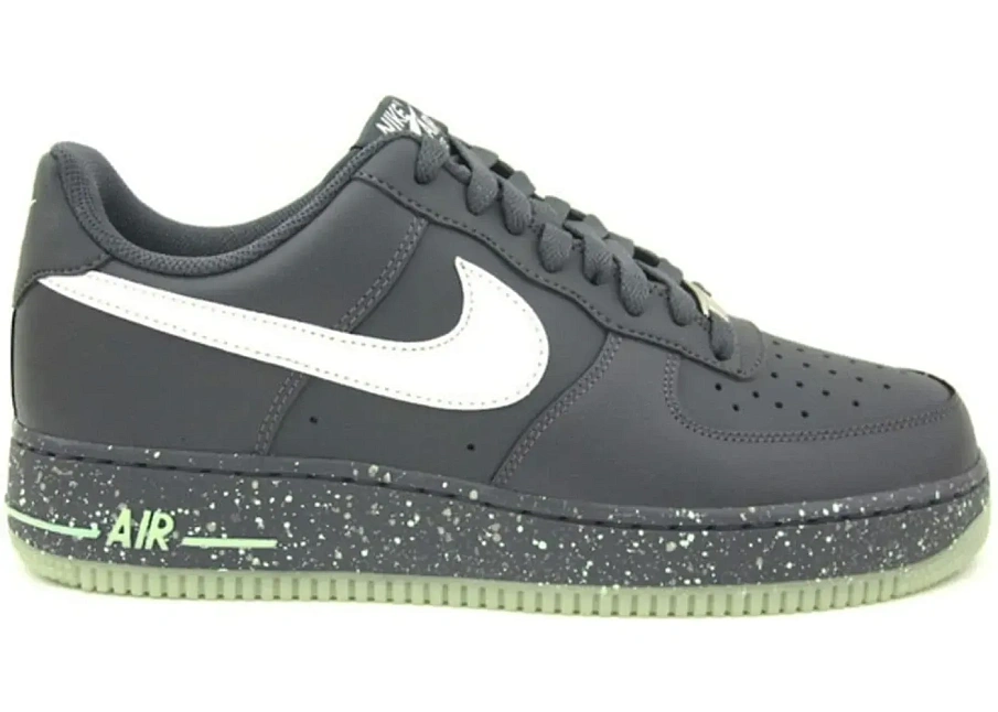 Фото № 1 с приближением к товару «‎Nike Air Force 1 Low Dark Grey Glow»