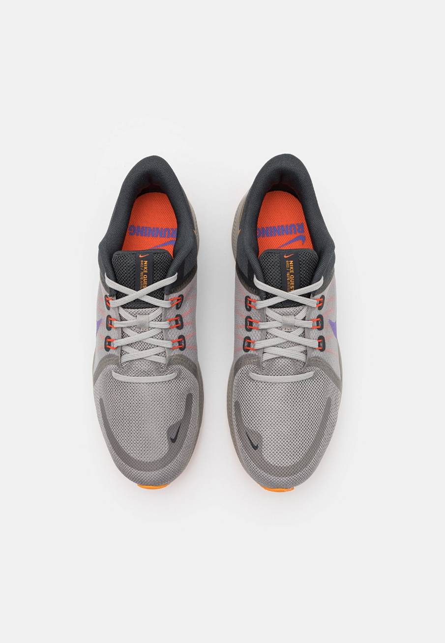 Фото № 4 с приближением к товару «‎Nike Quest 4»