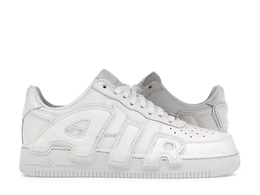 Фото № 1 с приближением к товару «‎Nike Air Force 1 Low»