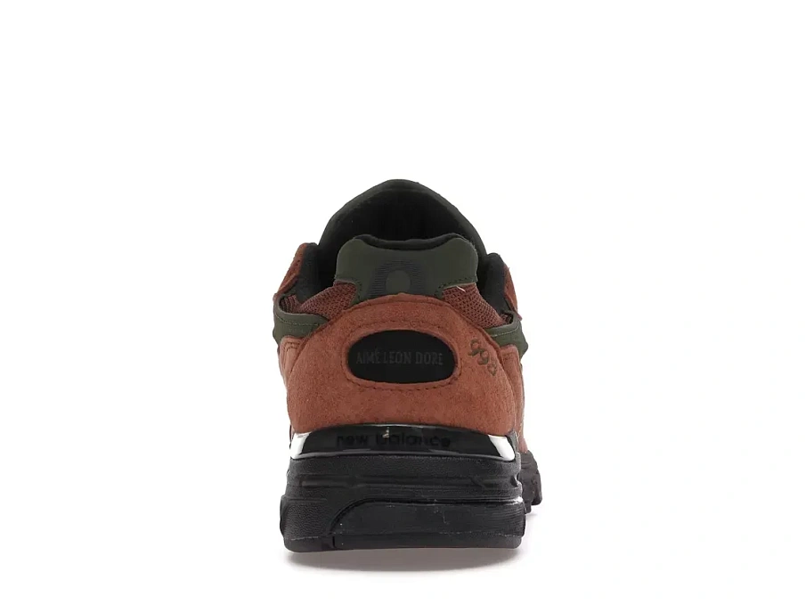 Фото № 4 с приближением к товару «‎New Balance 993»