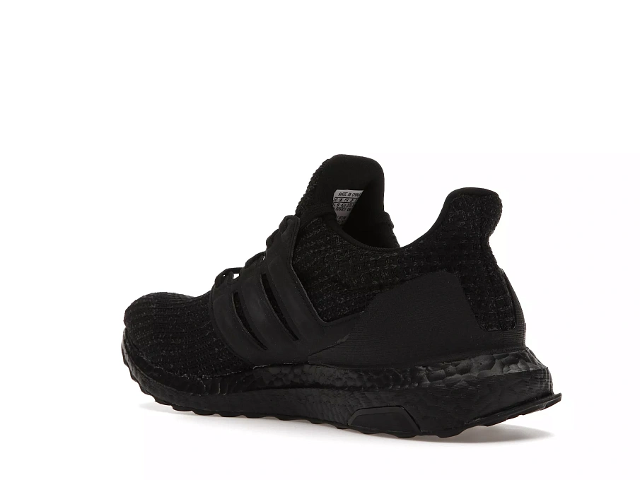 Фото № 2 с приближением к товару «‎adidas Ultra Boost 4.0 DNA Triple Black »