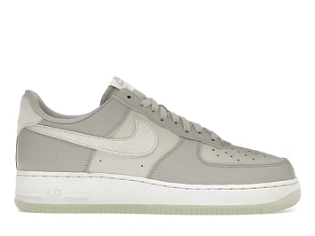 Nike Air Force 1 Low '07 LV8 - 1