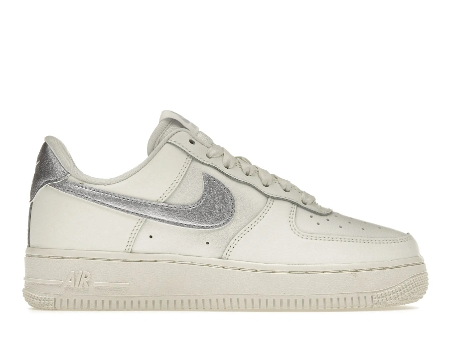 Фото № 1 с приближением к товару «‎Nike Air Force 1 Low 07 Sail Oxygen Purple »