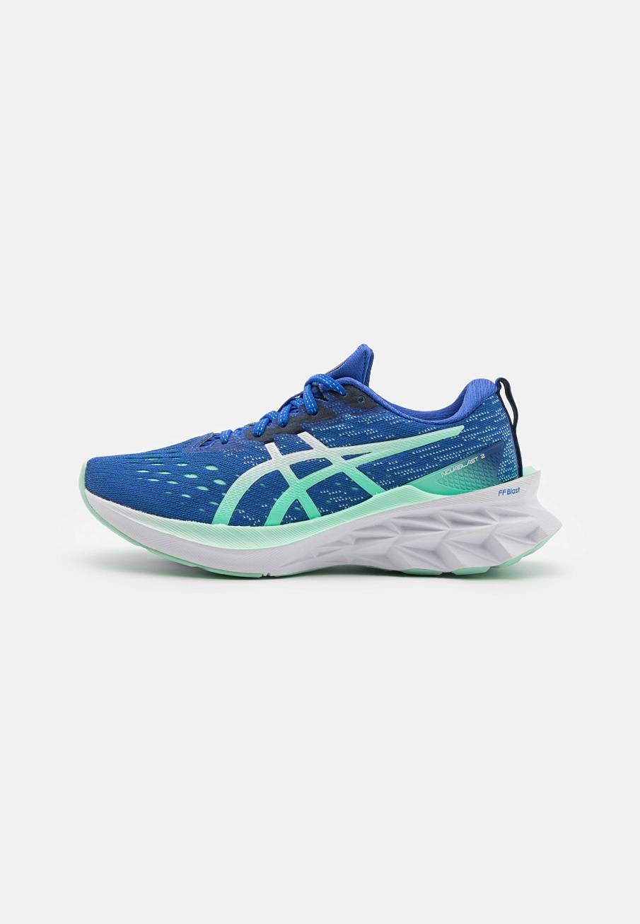 Фото № 1 с приближением к товару «‎Asics Novablast 2»