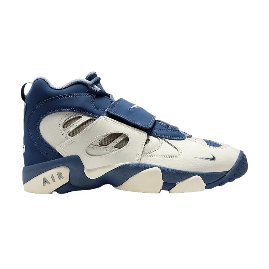 Фото № 1 с приближением к товару «‎Nike Air Diamond Turf 2 Royals (II7080-100)»