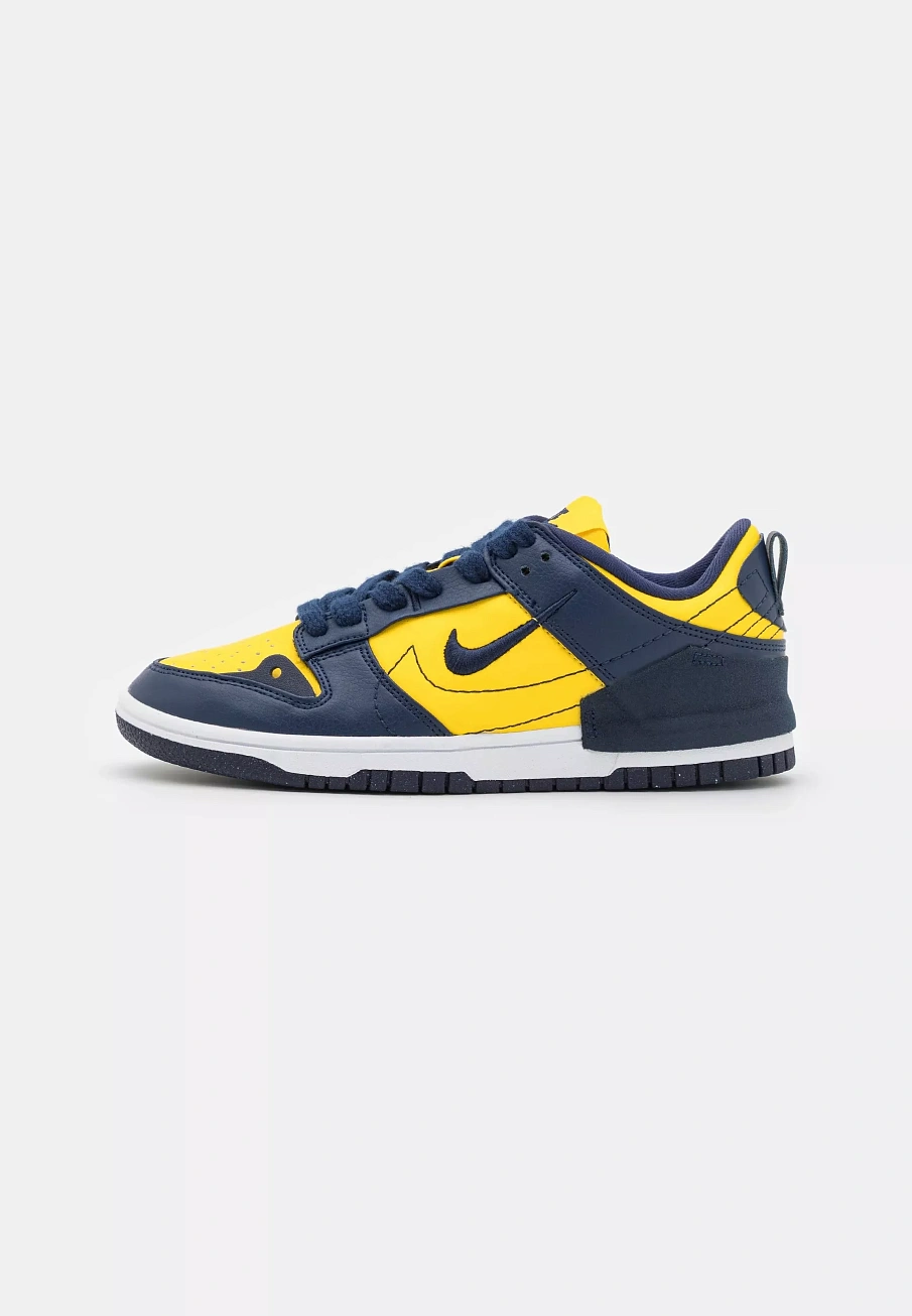 Фото № 4 с приближением к товару «‎DUNK LOW DISRUPT 2 »