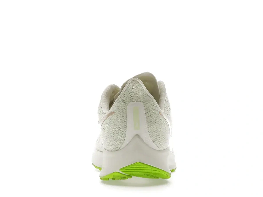 Фото № 4 с приближением к товару «‎Nike Air Zoom Pegasus 36 Barely Volt Spruce Aura »