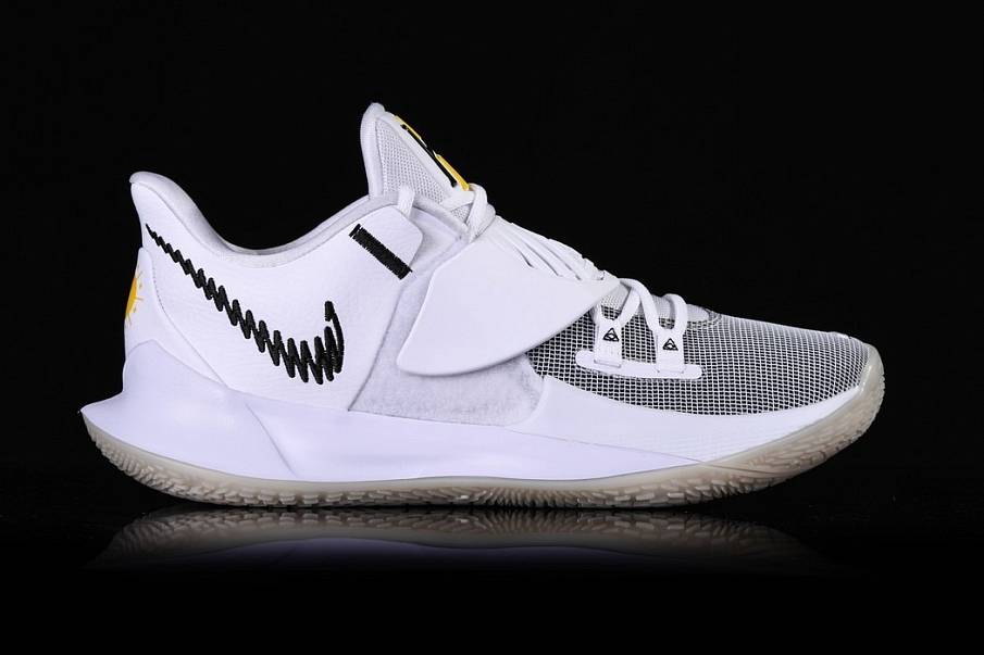 Фото № 2 с приближением к товару «‎Nike Kyrie 3 Eclipse In The Dark »