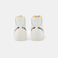 Фото № 5 с приближением к товару «‎Nike Blazer ’77 »