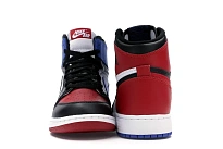Фото № 2 с приближением к товару «‎Jordan 1 Retro Top 3 »