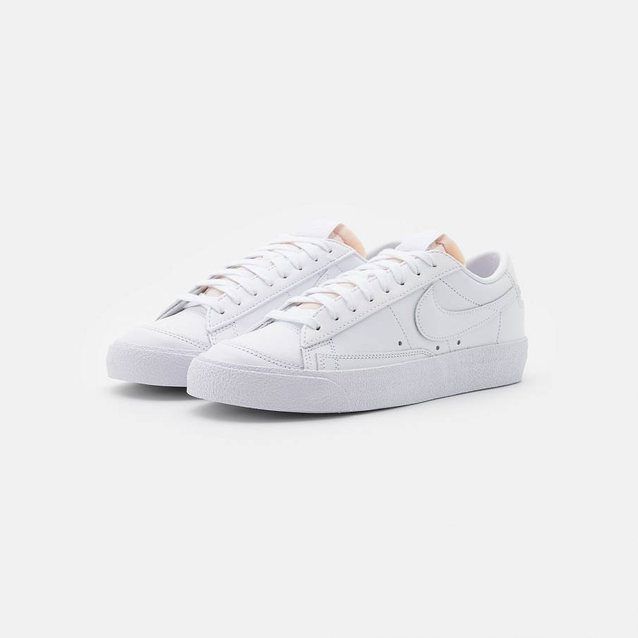 Фото № 2 с приближением к товару «‎Nike Blazer ’77 »