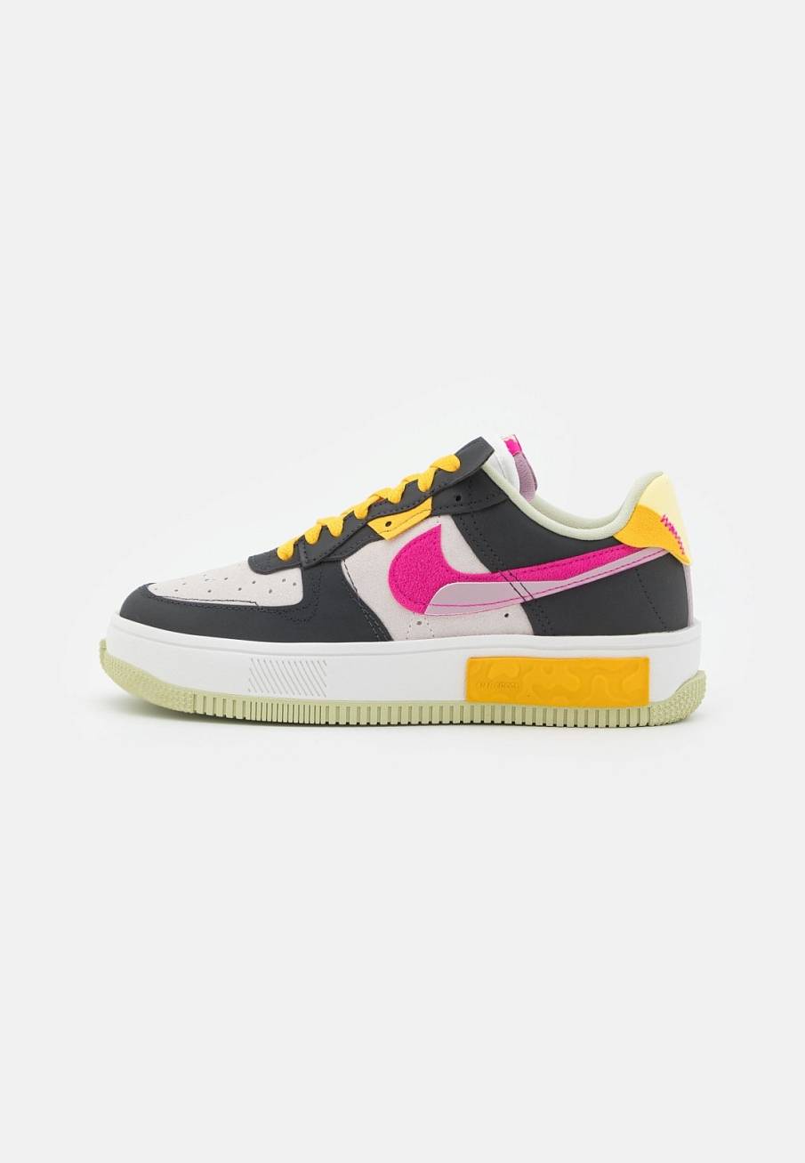 Фото № 1 с приближением к товару «‎Nike Af1 Fontanka MC »