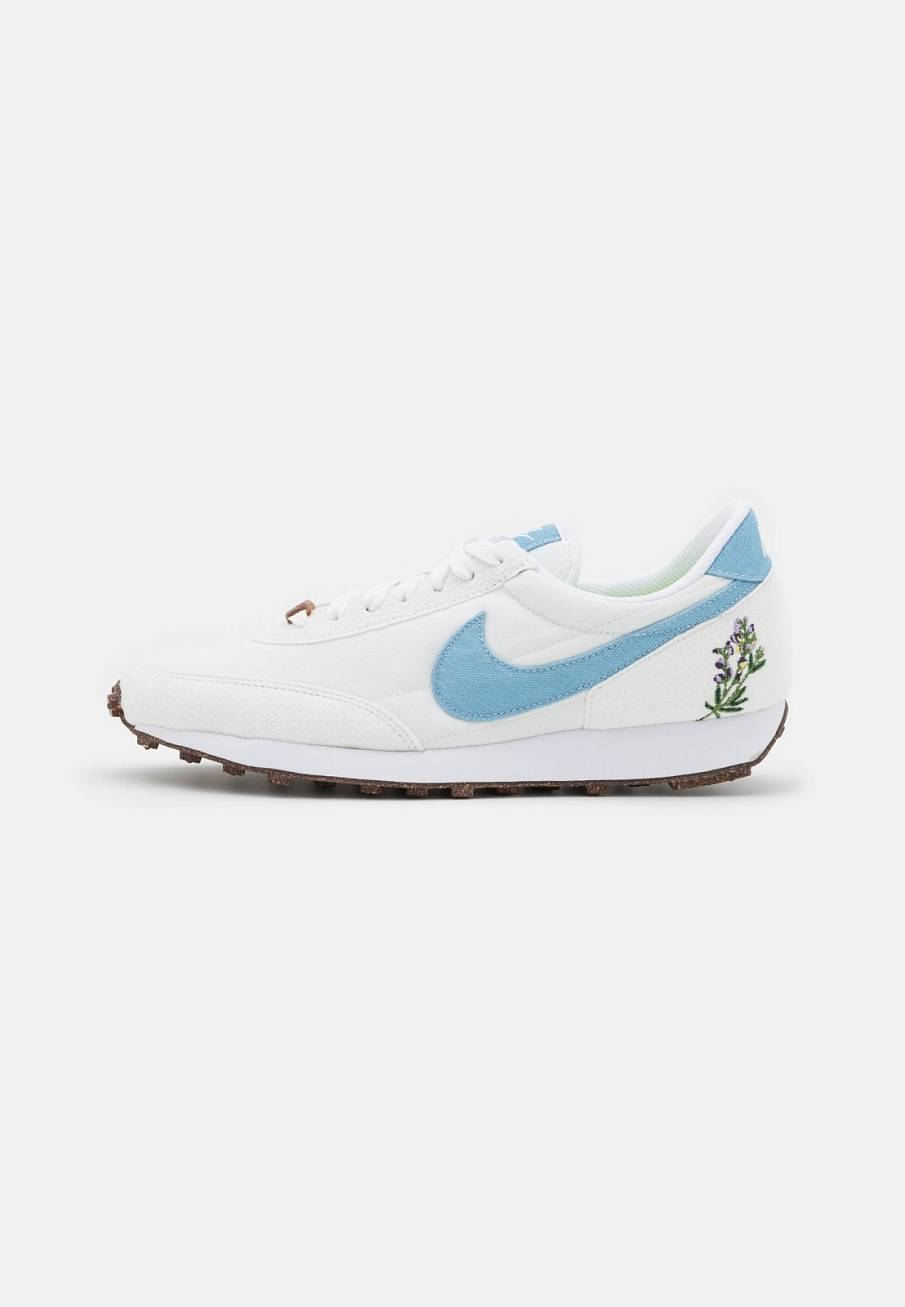 Фото № 1 с приближением к товару «‎Nike Daybreak »