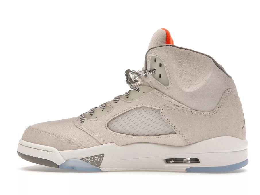 Фото № 5 с приближением к товару «‎Jordan 5 Retro SE Craft Light Orewood Brown»