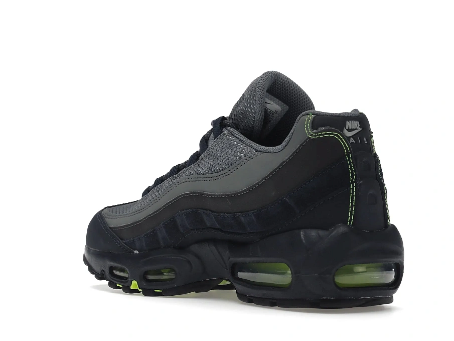 Фото № 6 с приближением к товару «‎Nike Air Max 95 Seahawks»