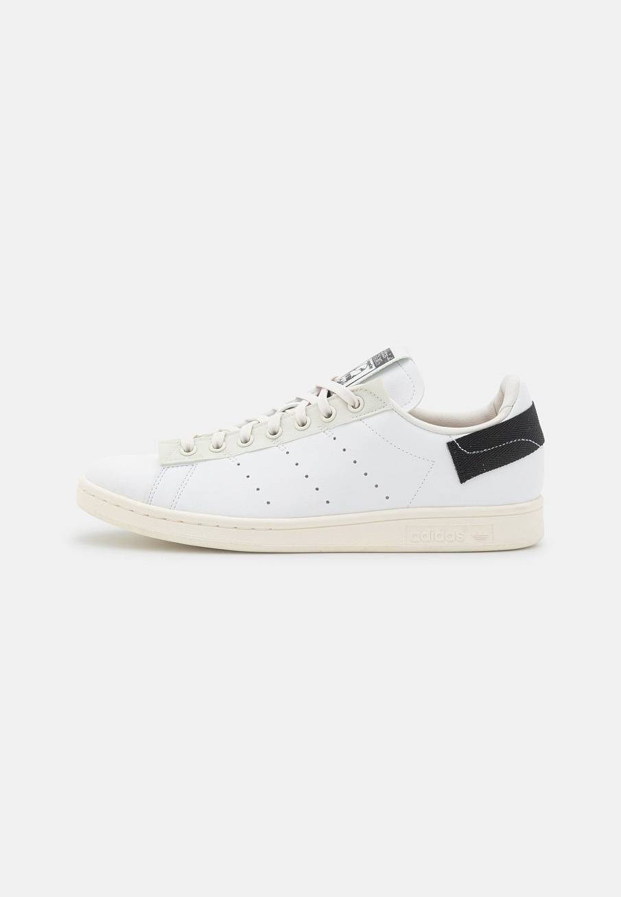 Фото № 1 с приближением к товару «‎Adidas Stan Smith Parley »