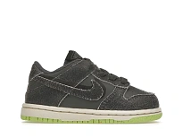Фото № 1 с приближением к товару «‎Nike Dunk Low»