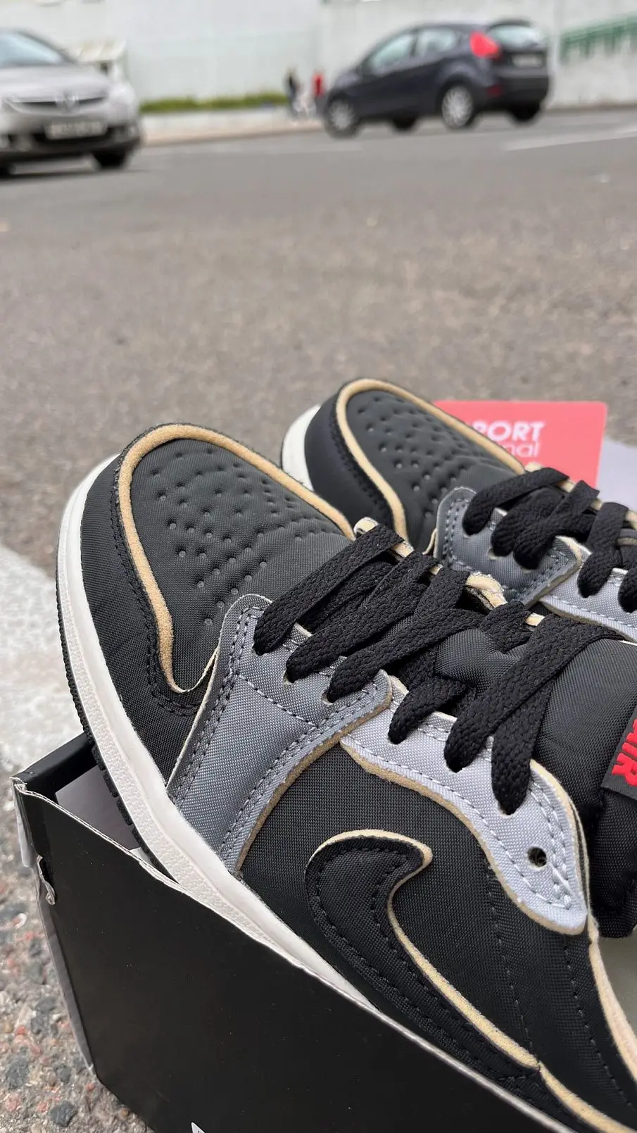 Фото № 3 с приближением к товару «‎Air Jordan 1 Low OG EX Black Smoke Grey (DV0982-006)»