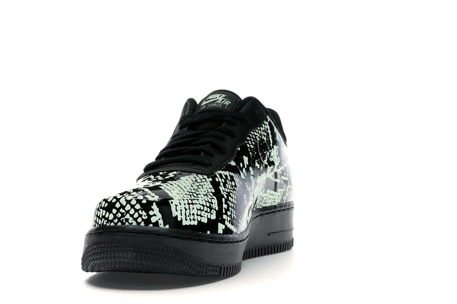 Фото № 2 с приближением к товару «‎Nike Air Force 1 Foamposite Pro Cup Snakeskin»